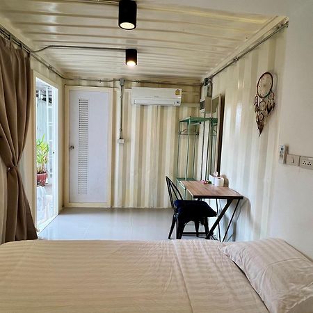Appartamento Day Off House Chiang Mai Near Walking Street Esterno foto