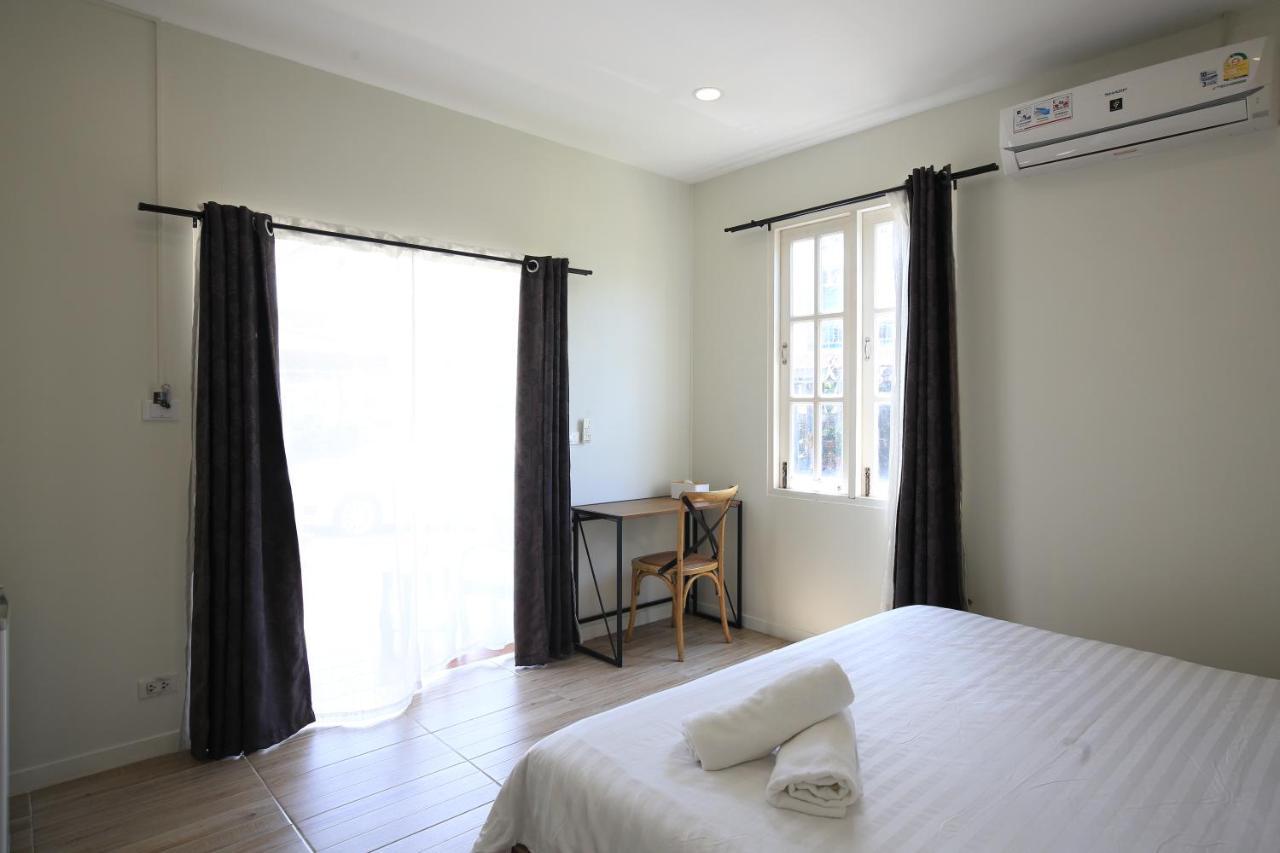 Appartamento Day Off House Chiang Mai Near Walking Street Esterno foto