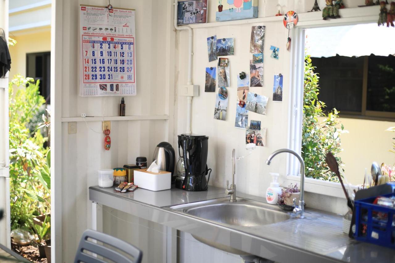 Appartamento Day Off House Chiang Mai Near Walking Street Esterno foto